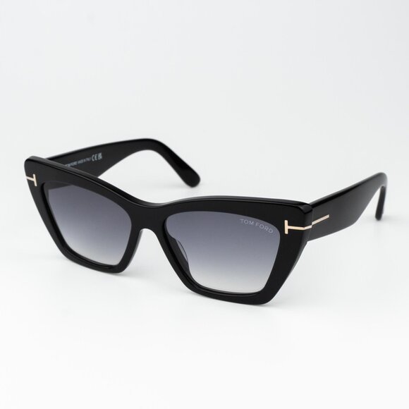 Tom Ford WYATT Women Sunglasses Black Gradient Smoke Cat Eye FT0871/S 01B BRAND - Picture 3 of 12